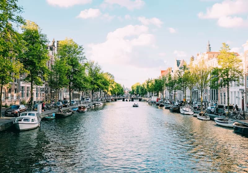 Amsterdam — HQ — Strøm Electric